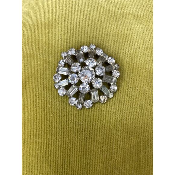 Estate Silver Tone Brooch Pin Rhinestone 1960s MCM Faux Diamond Unmarked Granny - Picture 1 of 8